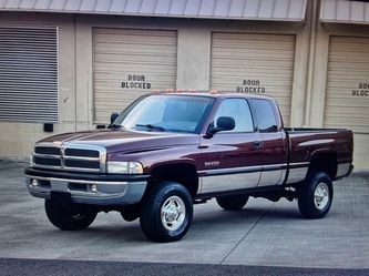 Pickup Truck Dodge Ram 2500 Extended Cab