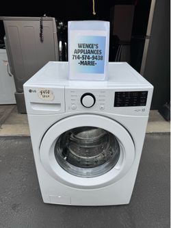 WHITE FRONT LOAD LG WASHER 5.0 CUBIC FEET