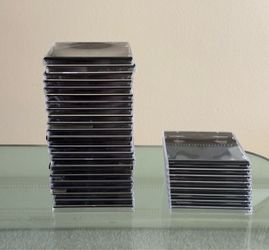 32 Empty CD Jewel Cases (24 Single CD Cases, 8 Double CD Cases)