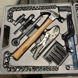 Vintage MasterCraft Tool Kit (hardly Used)