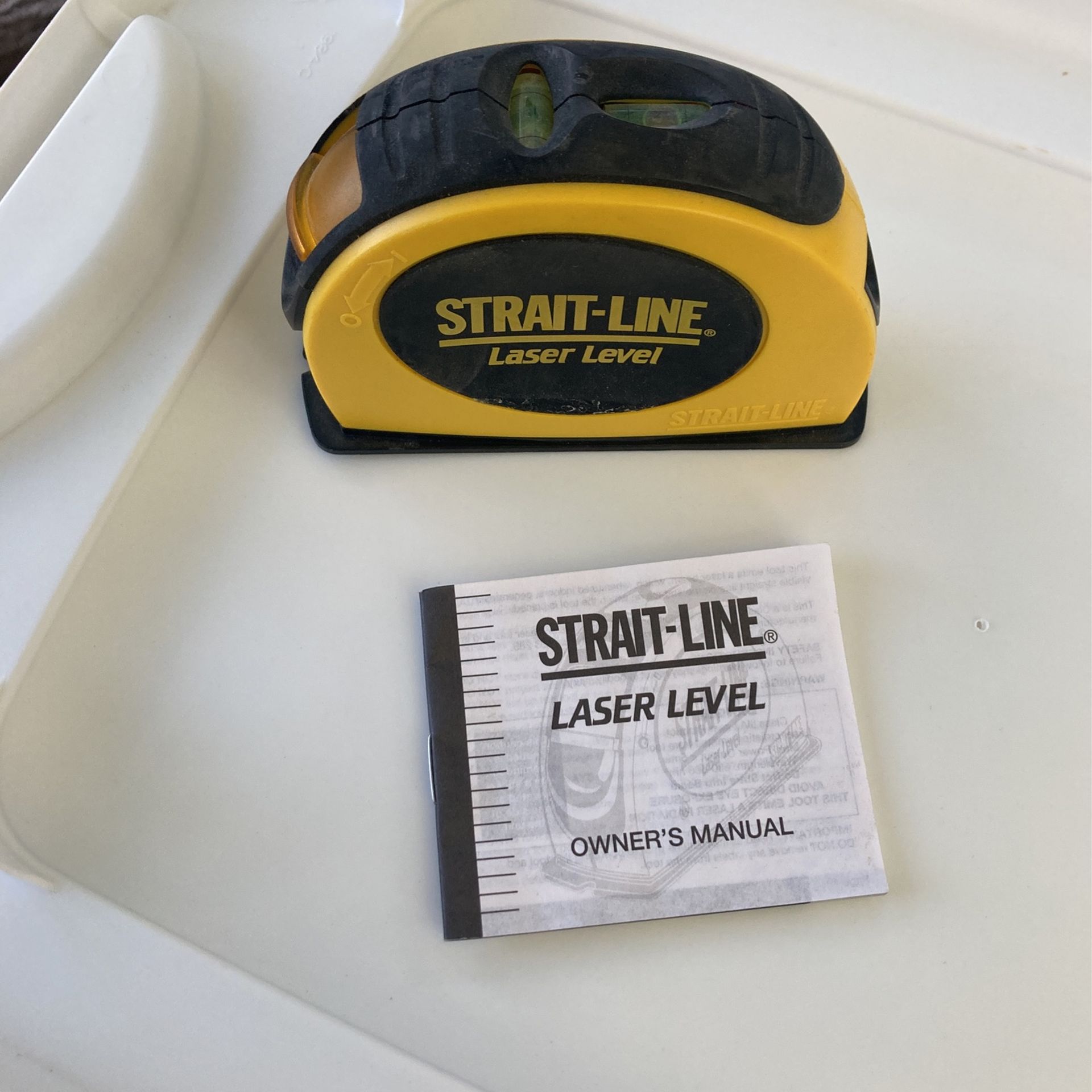 STRAITLINE Laser Level for Sale in Chino Valley, AZ OfferUp