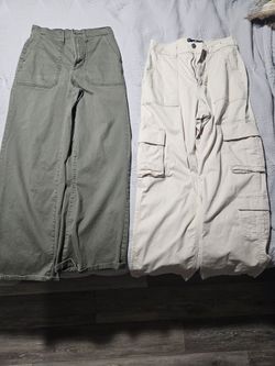 Women’s Cargo Pants Bundle (2) Neutral Wide Leg & Cream Cargos