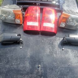 Land Rover Parts  2005 To 2009 Headlight Tail Light Side Mirrors Grill And Bumper Cover Negotiable