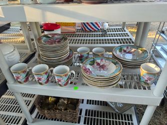 43 pc 222 Fifth Hibiscus Dinnerware Set Dish Set Plates