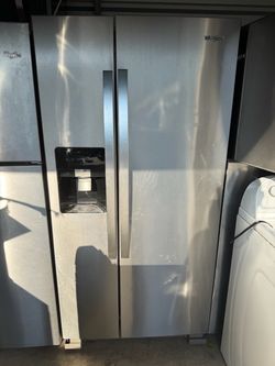 Whirlpool refrigerator