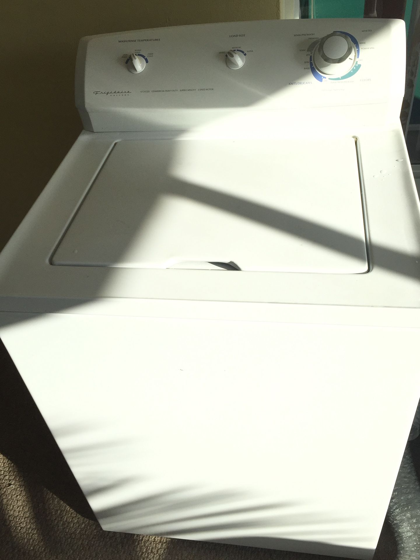 GE Profile Dryer and Frigidaire Washer for Sale in Oakland Park, FL