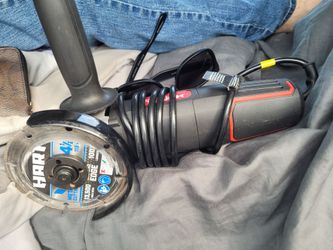Metal cutting saw