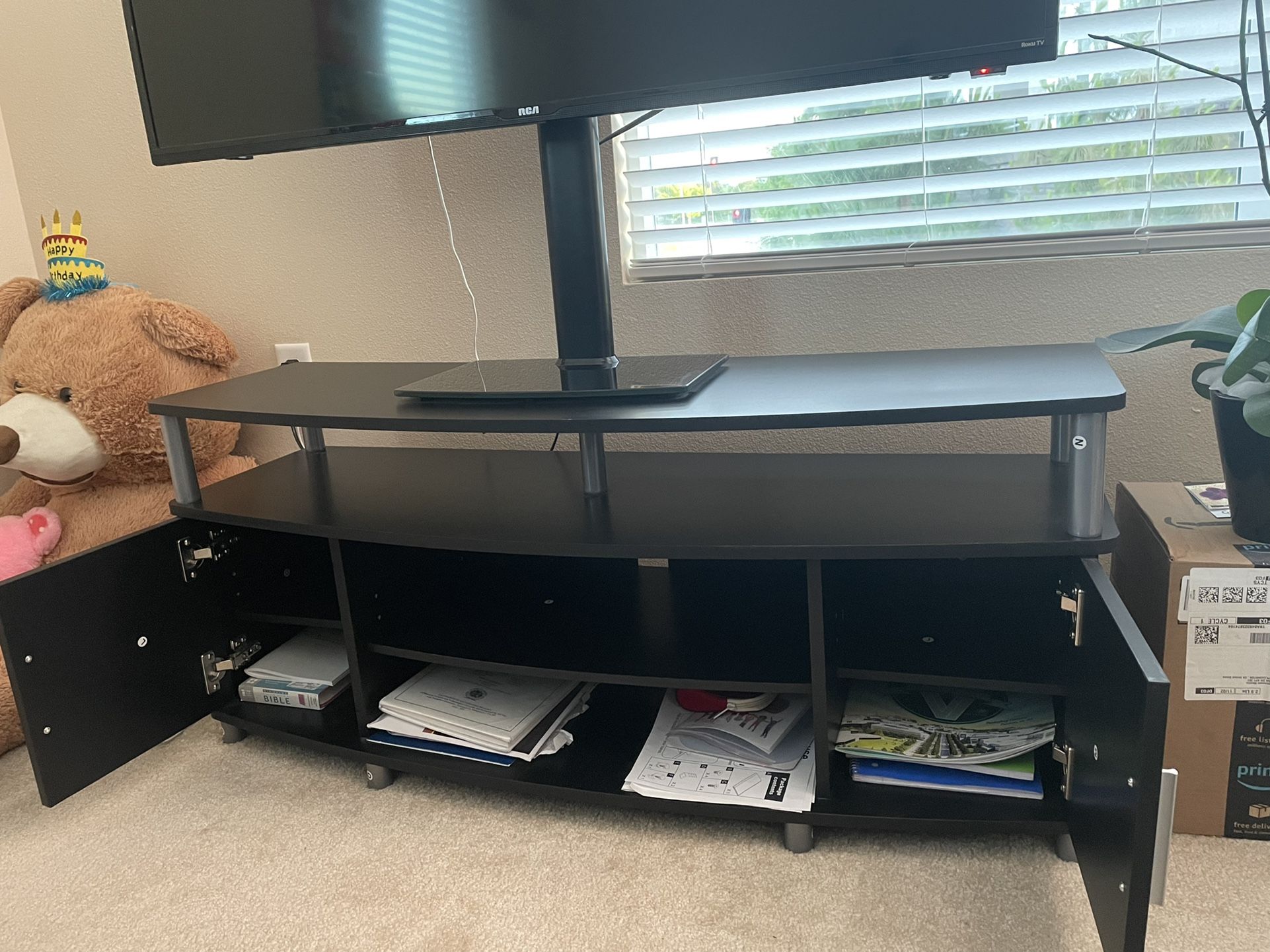 TV stand 