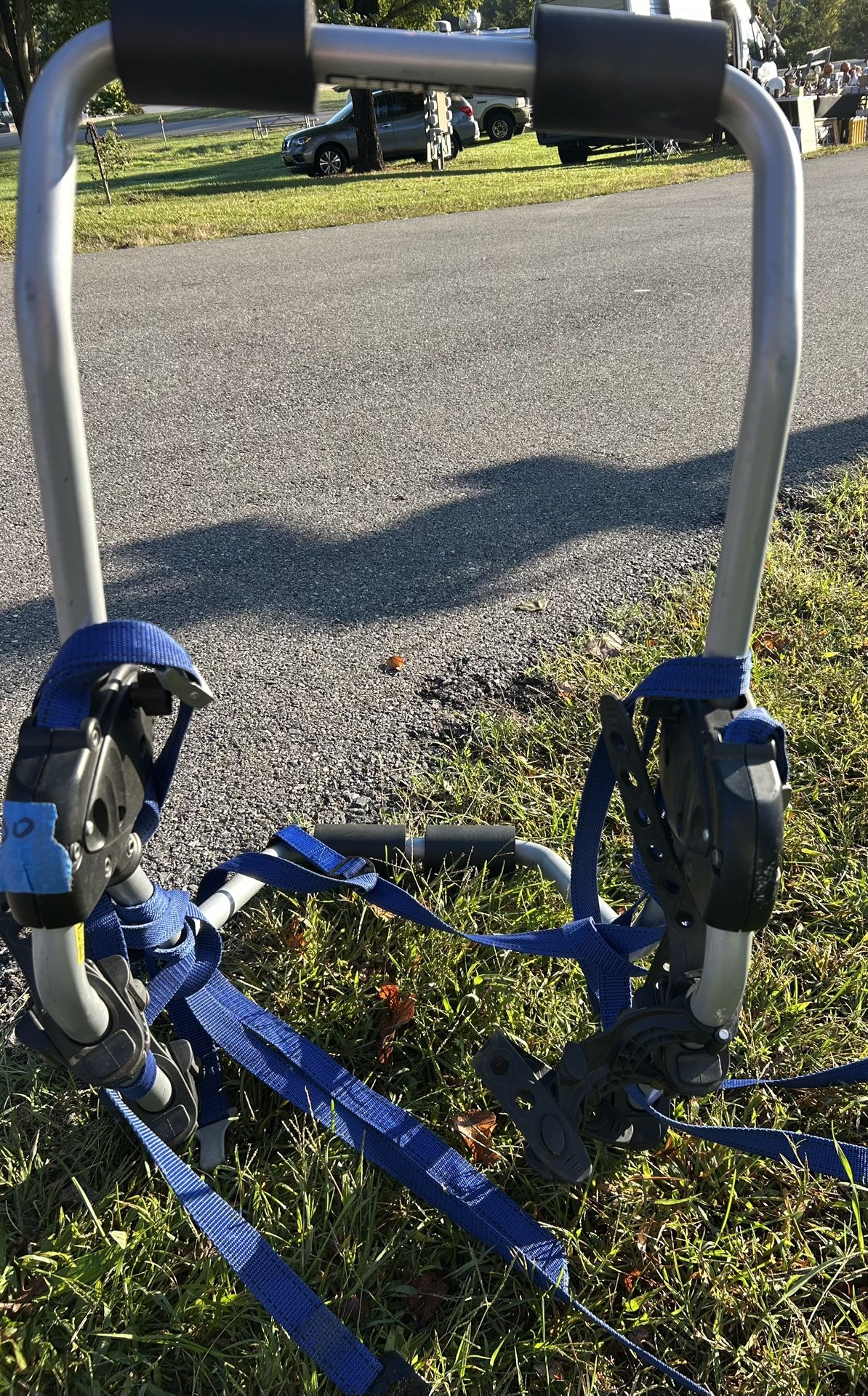 Thule Passage trunk-mounted bike rack