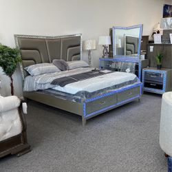 King Bedroom Set With Led