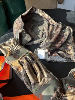 Hunting Clothing And Gear