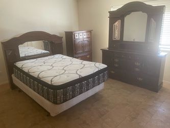 Bedroom set