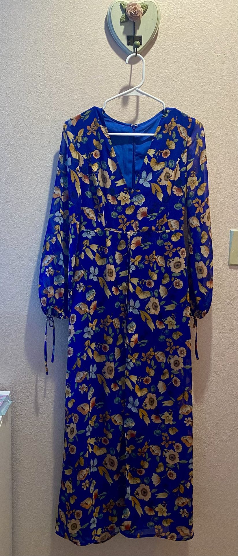 Blue floral dress with tie waist and long sleeves #floraldress#Small