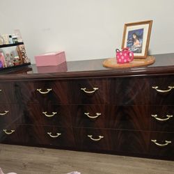 Cherry Wood 6 Drawer Dresser