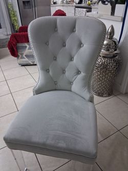 4 chairs