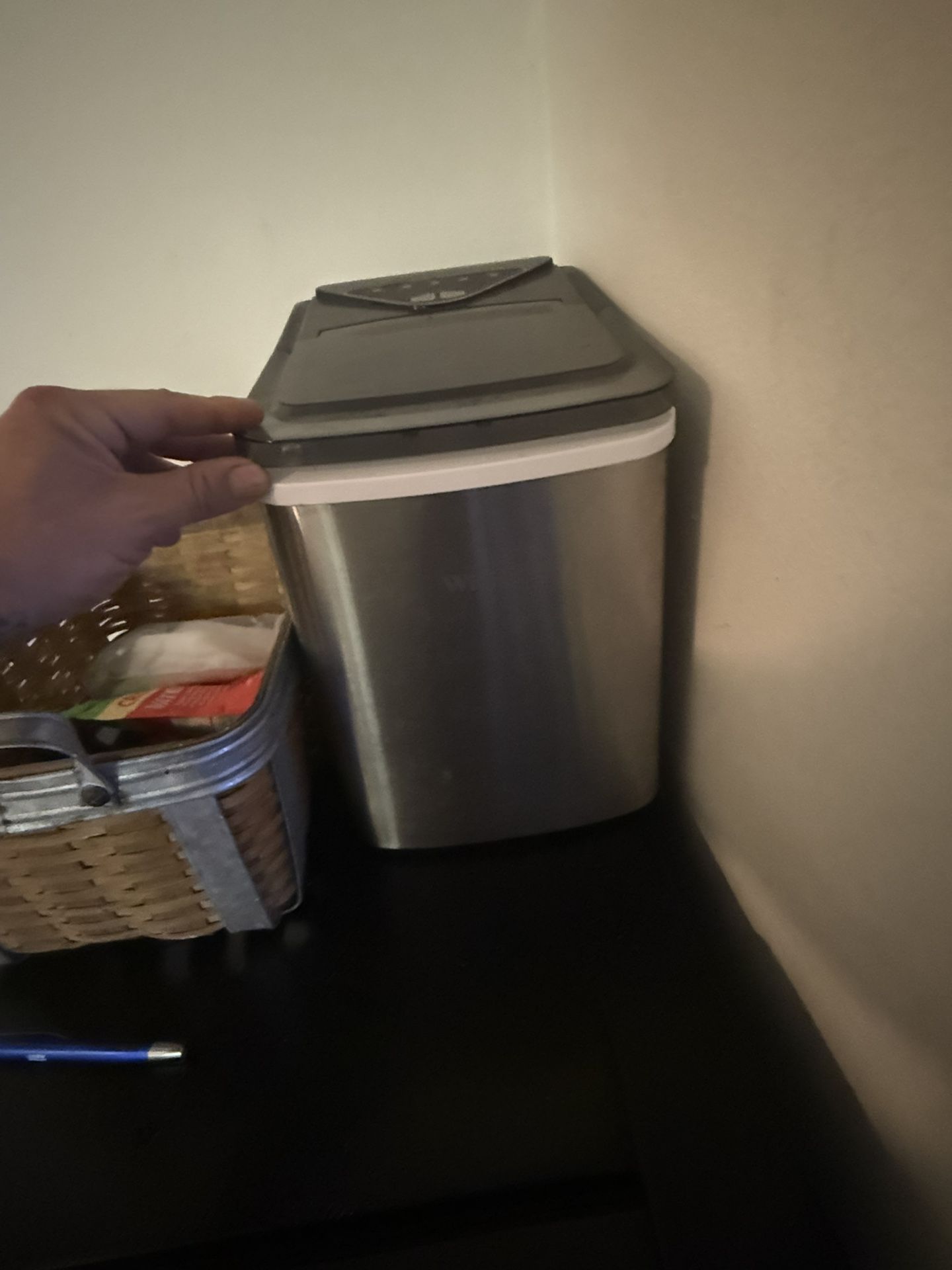 Ice Maker