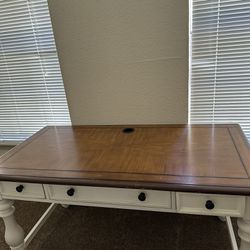 Haverty’s Newport Distressed White Desk