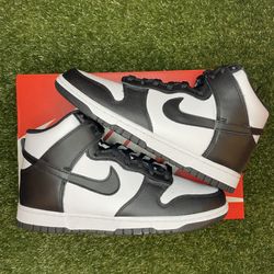Nike Dunk High Panda Size 9