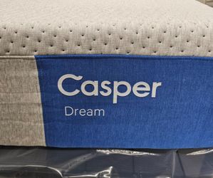 LIKE NEW! - Casper Dream Full Mattress - Delivery Available!