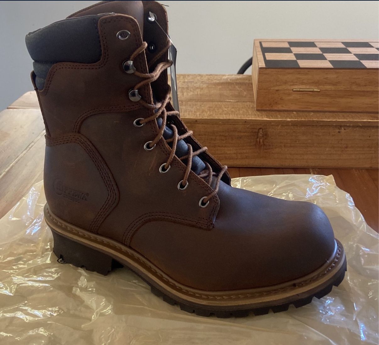 New Work Boots Chippewa Size 10 XW Loggers