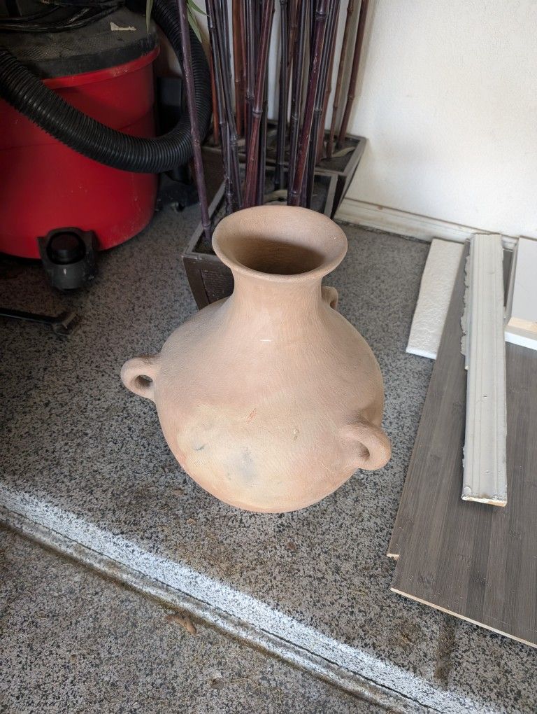 Ceramic Clay Pot
