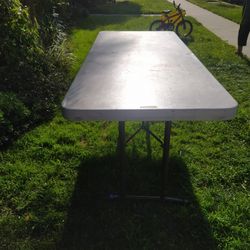 Mesa De Plástico 