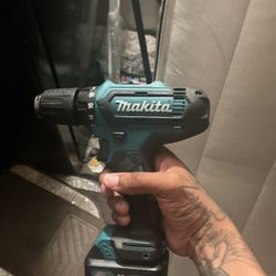 Makita drill