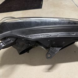 Oem 5th Gen Toyota 4Runner Driver Side Headlight 