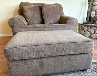 Comfy Oversized Chair