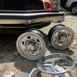 Reconditioned 1970s Camaro Wheels 