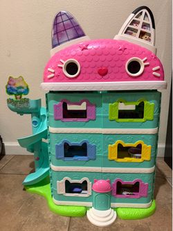 Gabby’s Doll house