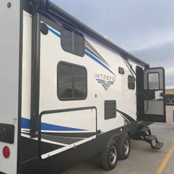 2022 Riverside 240dds