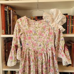 Floral Colonial Dress Costume Sz 8