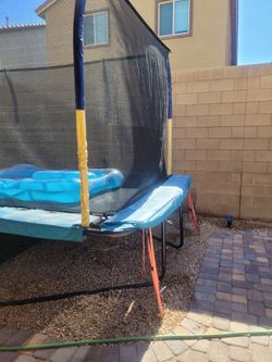 Trampoline  $200