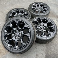 24" Inch OEM GMC Yukon Denali Sierra 1500 Bridgestone 285/40/24 Tires Hablo Español 