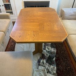 Table with leaf