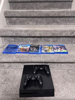 PlayStation 4 500GB Bundle – $200