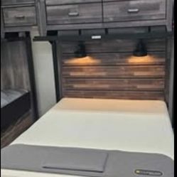 New Complete 4pc Platform Bedroom SET King,Queen Or Full $10 DOWN