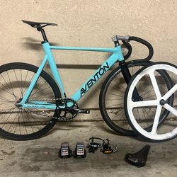 SOLD 55cm Aventon Mataro LOW Christmas BUNDLE*！Fixed Gear Track bike