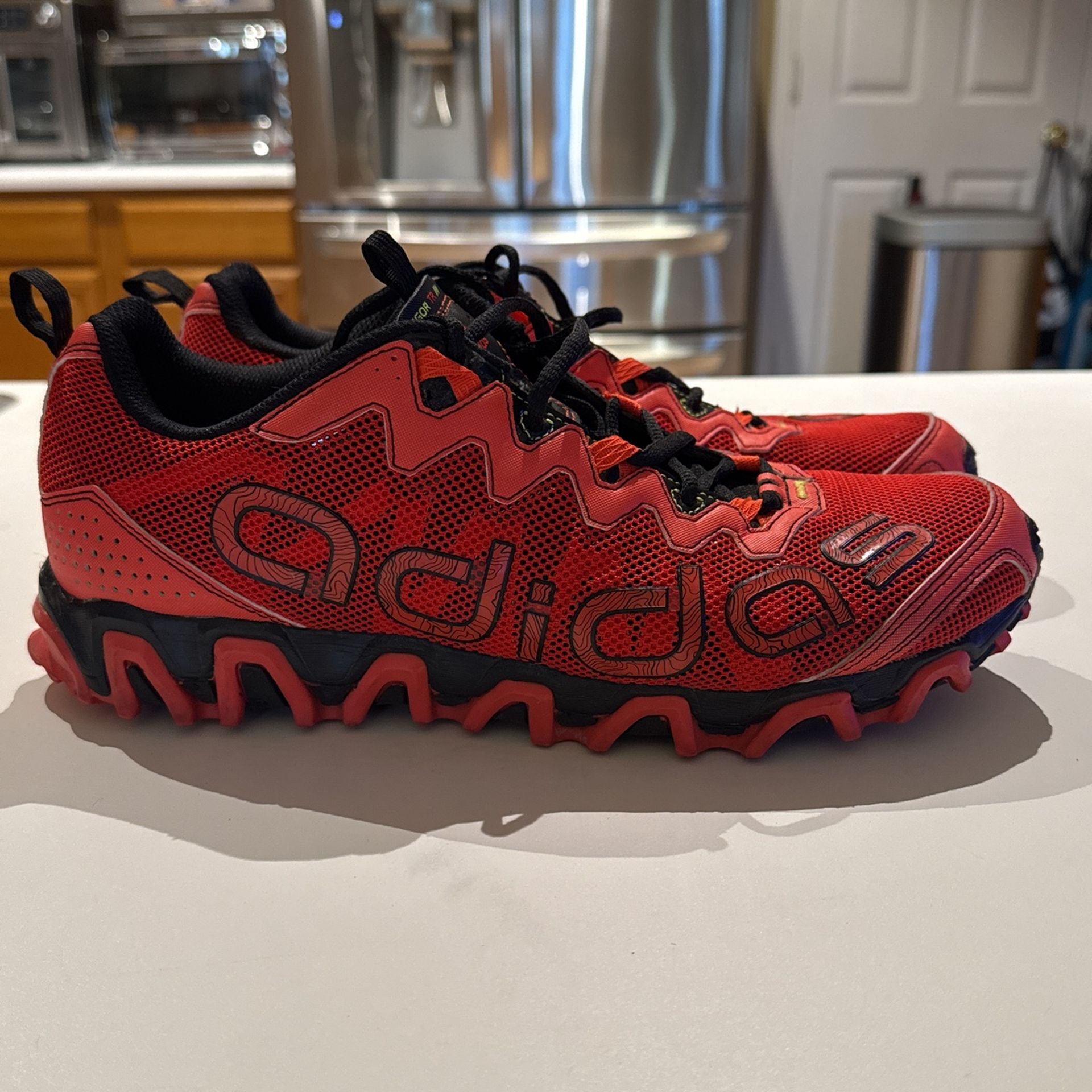 Adidas Vigor 3 TR Red & Black - Men’s Sz 11