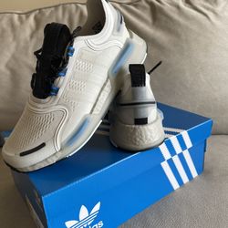 Adidas NMD V3