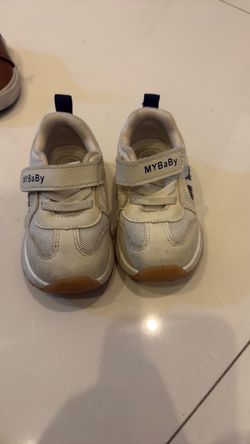 Sneakers baby