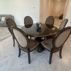 $140 Dinning Room Set  Must Go !!!