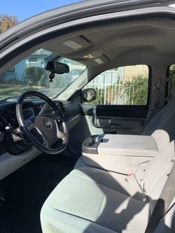 07 Chevy Silverado 1500 LT