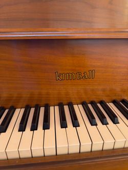 Kimball Baby Grand Piano – Excellent Condition