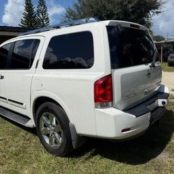 2009 Nissan Armada