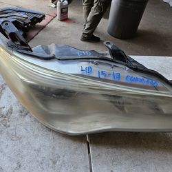 Toyota camry right Headlight lid oem