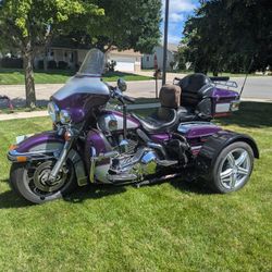 2001 Ultra Classic Harley Davidson Motorcycle 