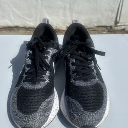 WORN Size 9 Nike React Infinity Run Flyknit 2