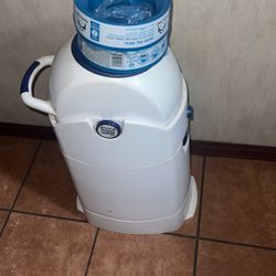 Diaper Can 